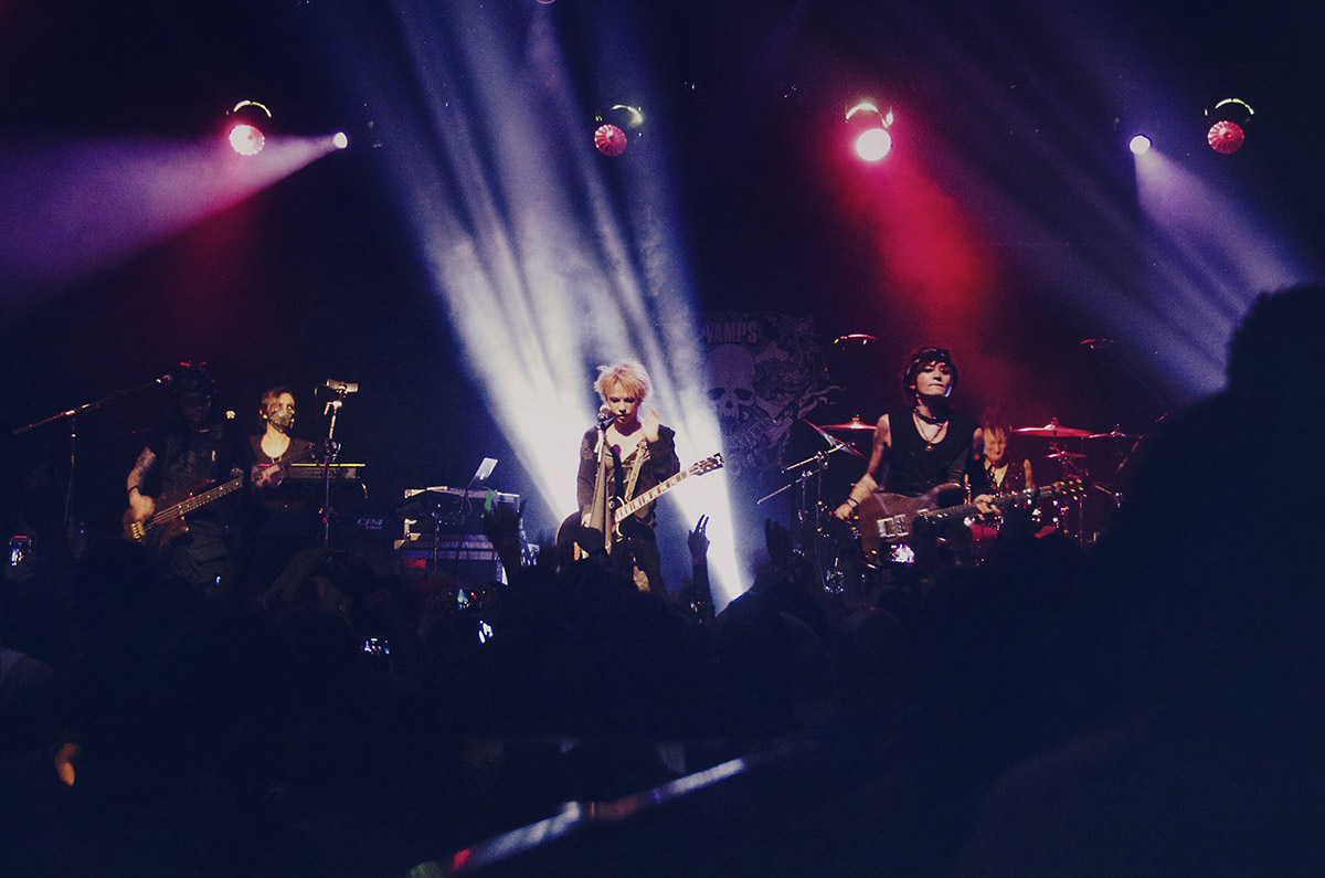 VAMPS El Rey 2016 concert review