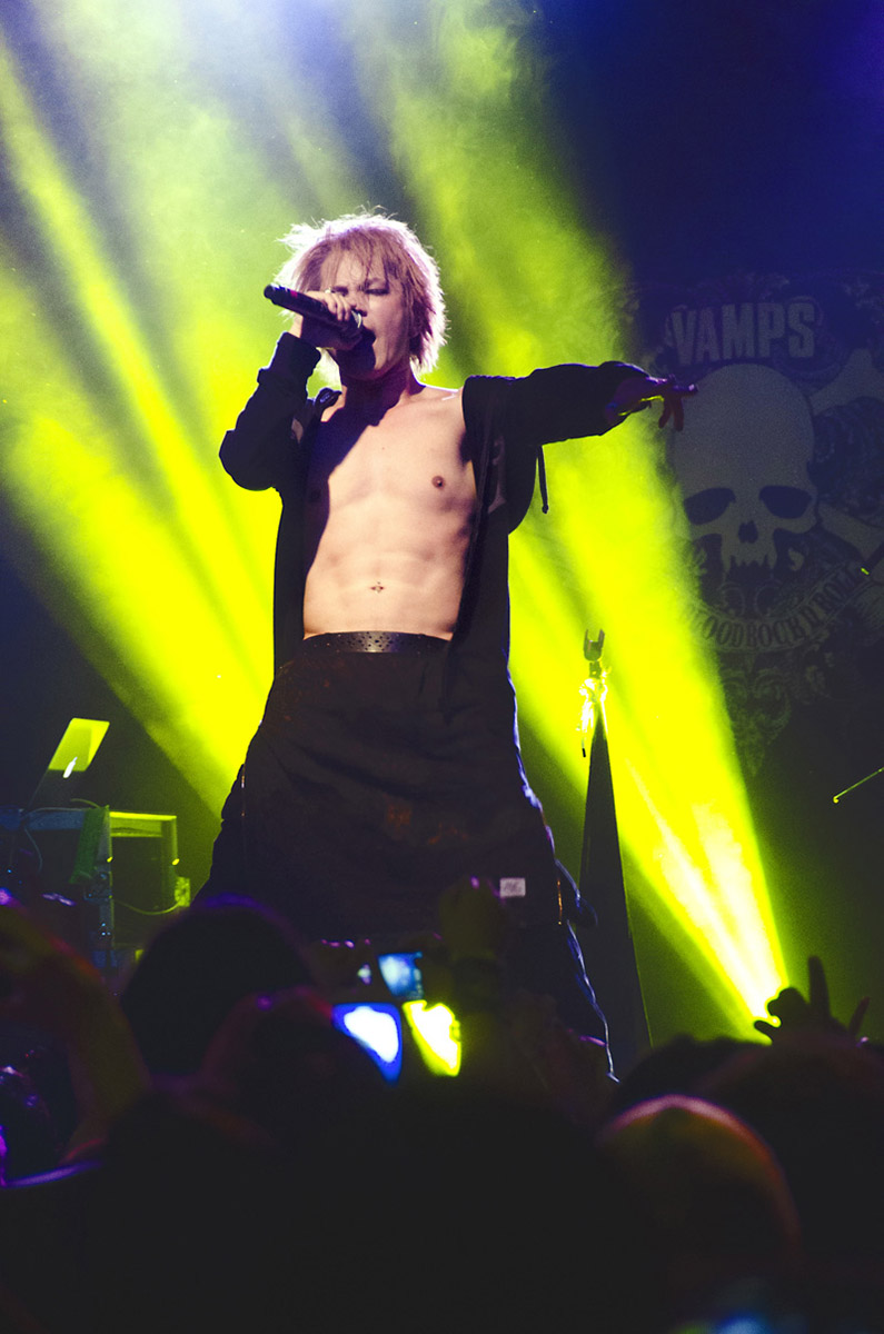 VAMPS El Rey 2016 concert review