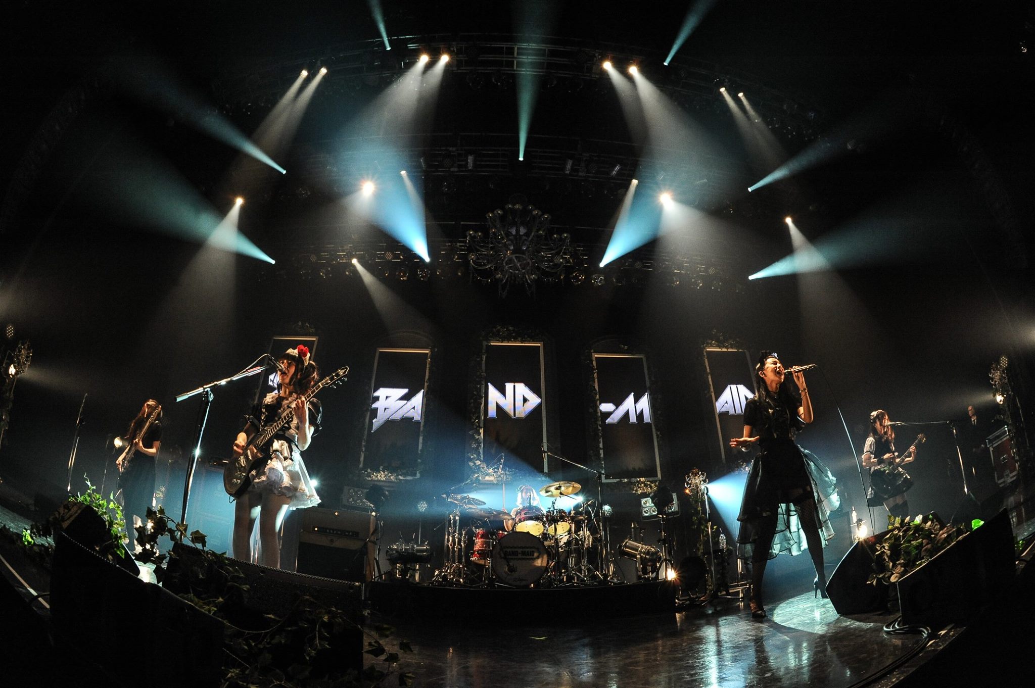 BAND-MAID World Domination