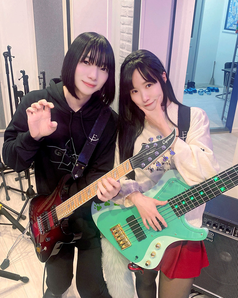 FIRST CONTACT Interview RYU and Sawa