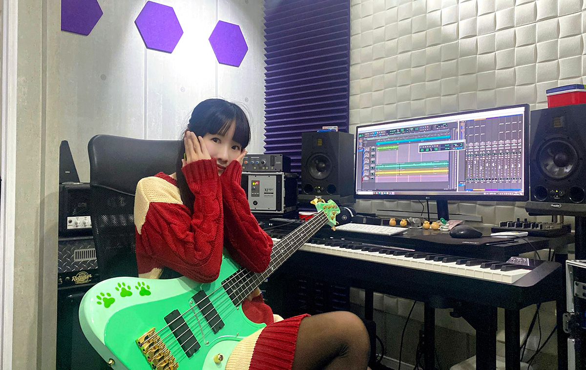 FIRST CONTACT Interview Sawa